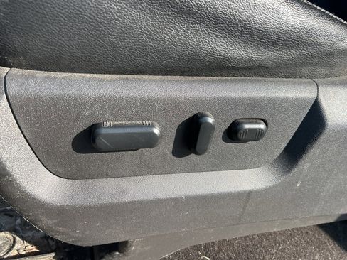 Used 2016 Ford F250 Lariat w/ Lariat Ultimate Package image 9