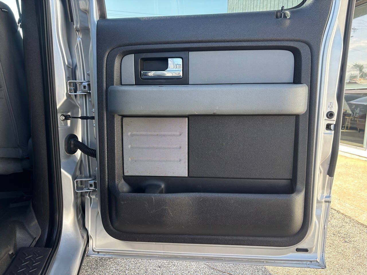 Used 2012 Ford F150 XLT w/ XLT Convenience Pkg AWD/4WD image 26