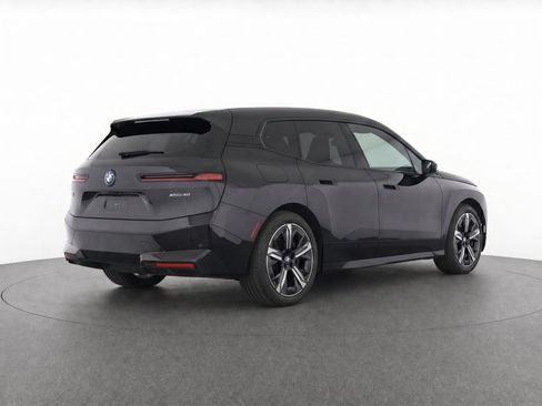 Used 2024 BMW iX xDrive50 w/ Sport Package AWD/4WD image 30