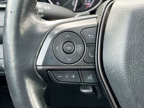 Used 2024 Toyota Camry SE image 31