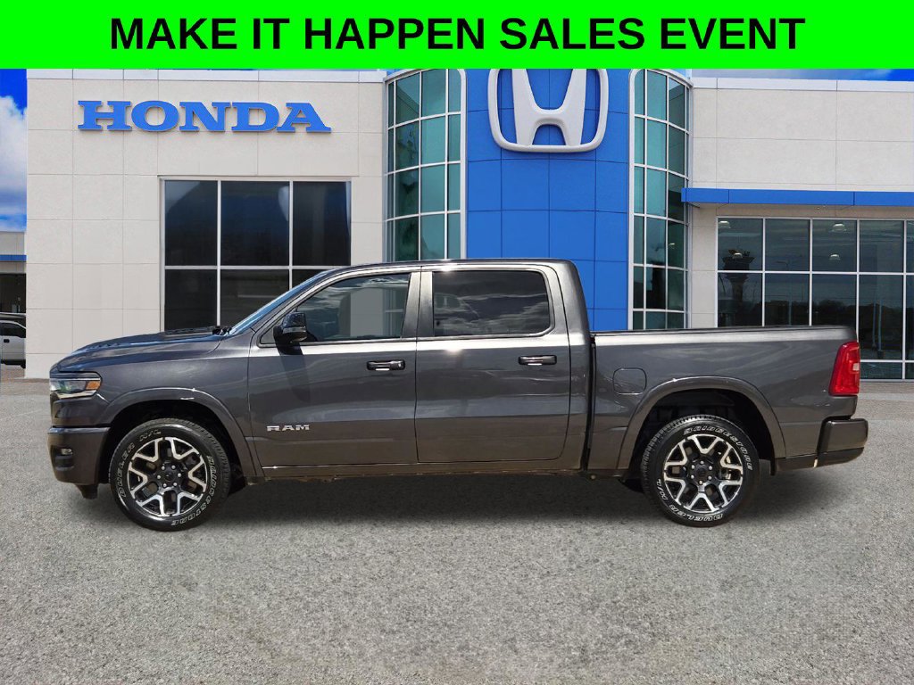 Used 2025 RAM 1500 Laramie w/ Sport Appearance Package AWD/4WD image 6