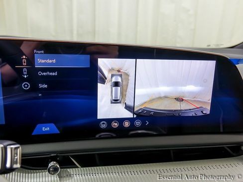 New 2026 Cadillac Optiq Luxury 2 image 15