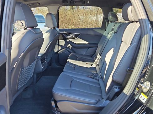 Used 2025 Audi Q7 2.0T Premium w/ Convenience Package image 20