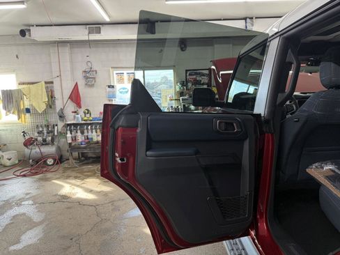 New 2025 Ford Bronco Heritage Edition image 19