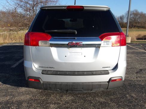 Used 2011 GMC Terrain SLE image 4