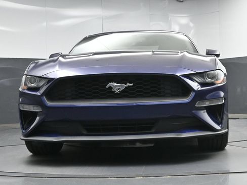 Used 2018 Ford Mustang Coupe w/ Wheel & Stripe Package RWD image 20