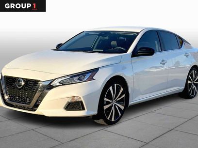 Used 2022 Nissan Altima 2.5 SR