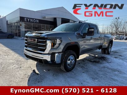 New 2026 GMC Sierra 3500 SLE w/ Preferred Package