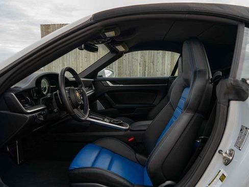Used 2023 Porsche 911 Turbo S image 38