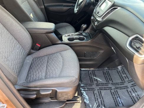 Used 2018 Chevrolet Equinox LT AWD/4WD image 25