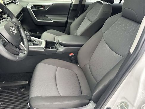 Used 2024 Toyota RAV4 XLE image 21