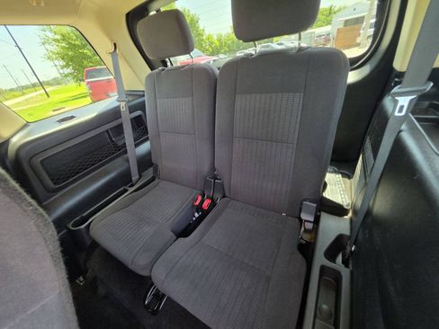 Used 2010 Ford Explorer XLT AWD/4WD image 7