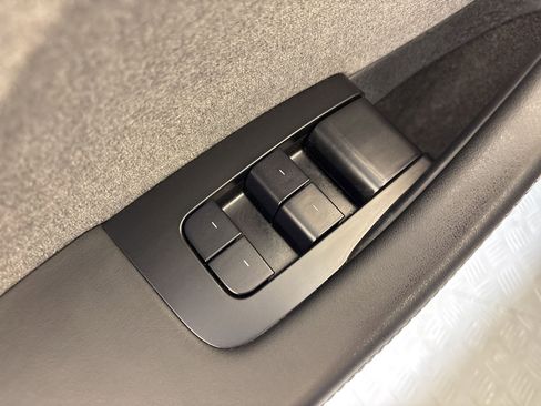 Used 2024 Tesla Model 3 Long Range image 12