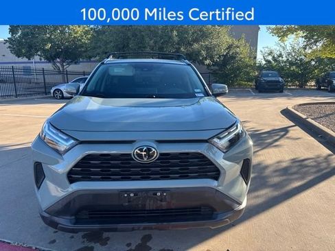 Used 2023 Toyota RAV4 XLE AWD/4WD image 2