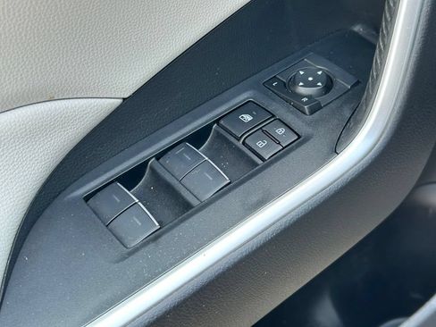 Used 2025 Toyota RAV4 XLE Premium FWD image 24