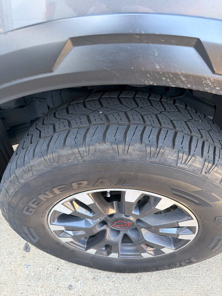 Used 2024 Nissan Titan PRO-4X w/ Pro-4x Convenience Package AWD/4WD image 5
