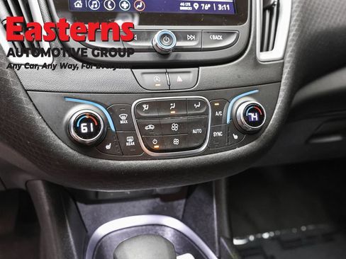 Used 2024 Chevrolet Malibu LT FWD image 20