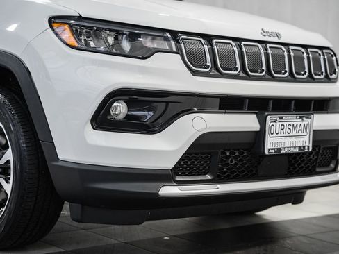 Used 2022 Jeep Compass Limited w/ Sun and Sound Group image 18