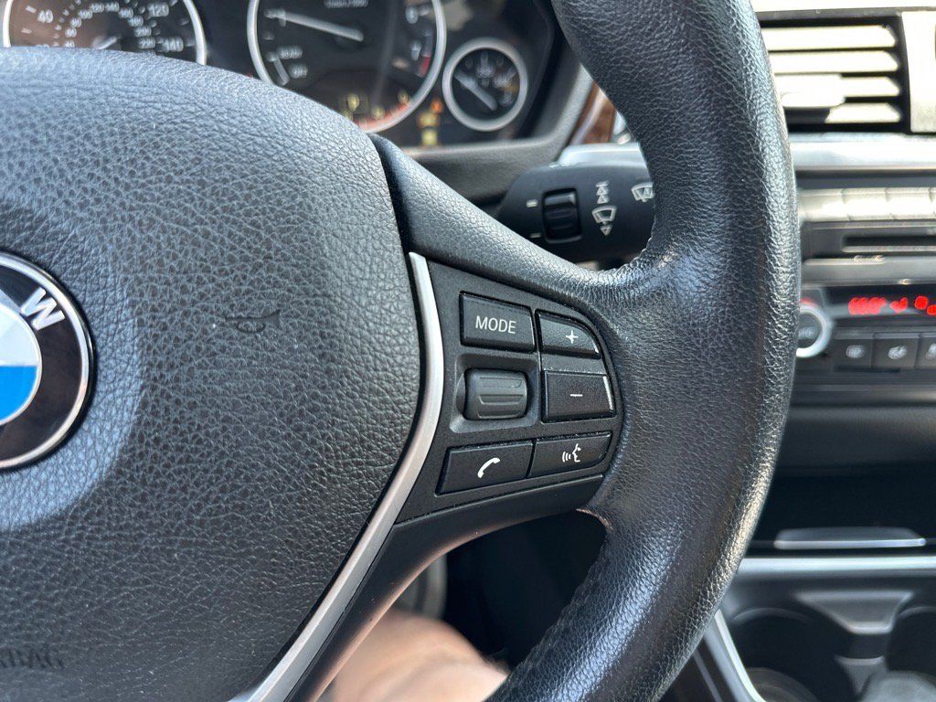 Used 2015 BMW 328i xDrive Sedan AWD/4WD image 26