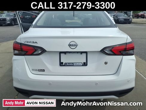 Used 2023 Nissan Versa S FWD image 10