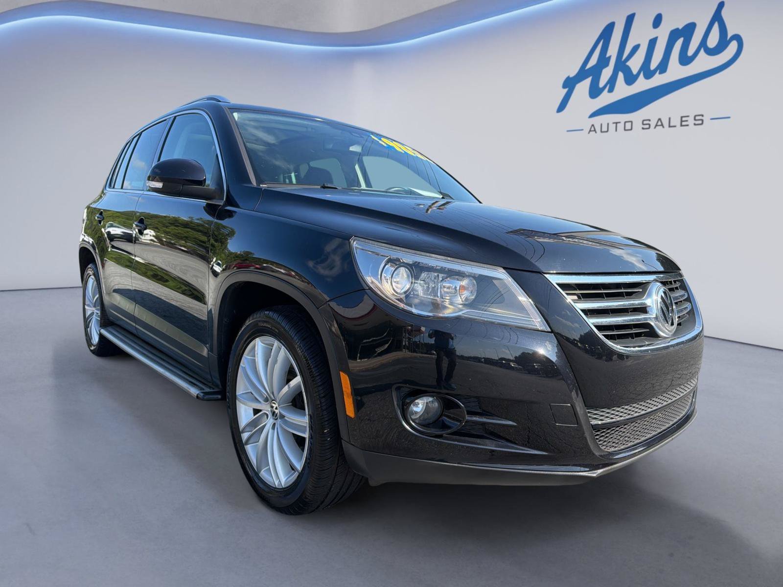 Used 2011 Volkswagen Tiguan SEL AWD/4WD image 7