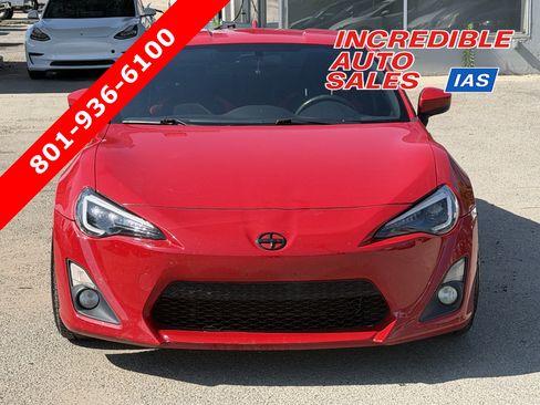 Used 2015 Scion FR-S RWD image 1