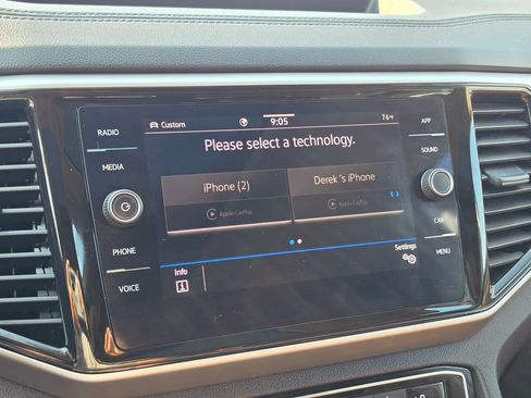 Used 2023 Volkswagen Atlas SE w/ Panoramic Sunroof Package AWD/4WD image 23