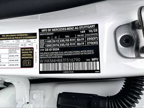 Used 2026 Mercedes-Benz GLC 300 4MATIC image 30