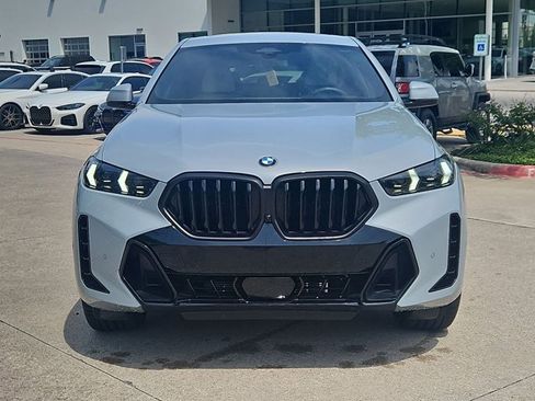 Used 2026 BMW X6 xDrive40i w/ Climate Comfort Package AWD/4WD image 2