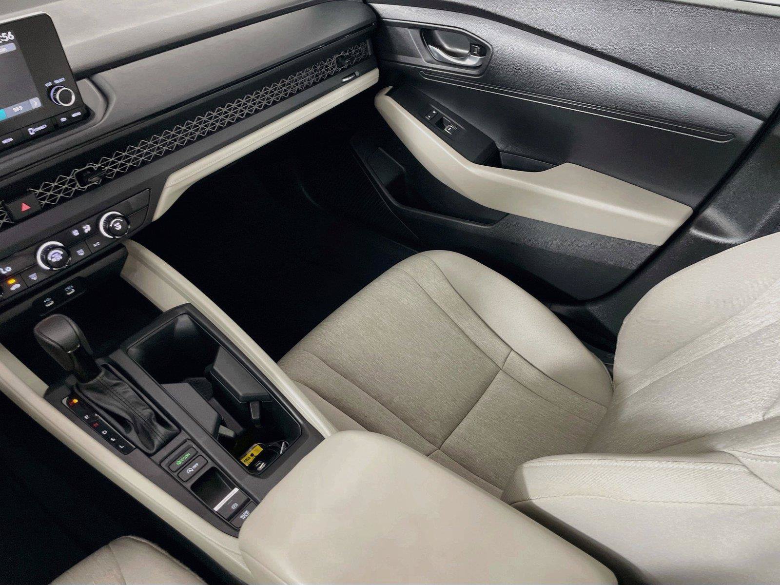 Certified 2025 Honda Accord LX image 25