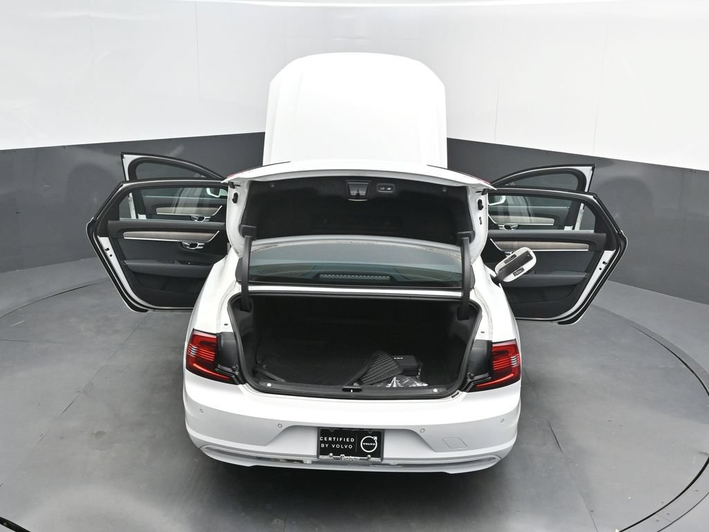 Certified 2022 Volvo S90 B6 Inscription w/ Advanced Package AWD/4WD image 39