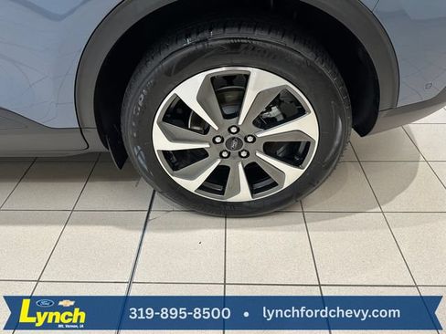 Certified 2023 Ford Escape Platinum w/ Premium Technology Package AWD/4WD image 33