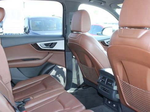 Used 2019 Audi Q7 2.0T Premium w/ Convenience Package AWD/4WD image 7