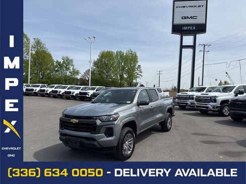 Used 2023 Chevrolet Colorado LT image 1