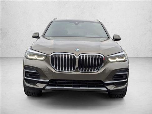 Certified 2023 BMW X5 sDrive40i w/ Parking Assistance Package image 2