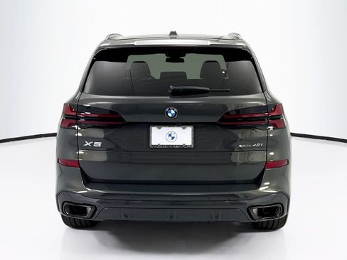 New 2026 BMW X5 xDrive40i w/ M Sport Package AWD/4WD image 6