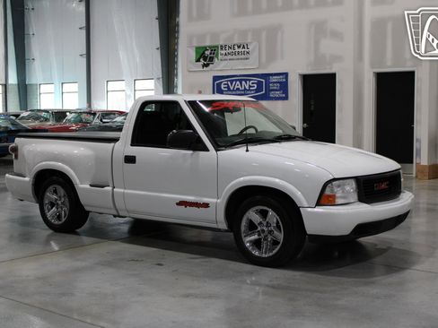 Used 2003 GMC Sonoma SLS w/ SLS Preferred Equipment Group image 5
