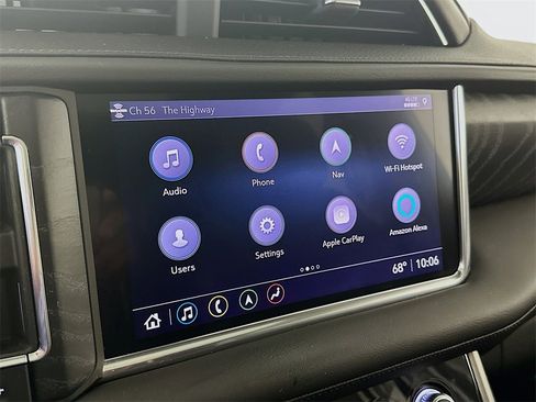 Used 2021 GMC Yukon Denali w/ Denali Premium Package image 15