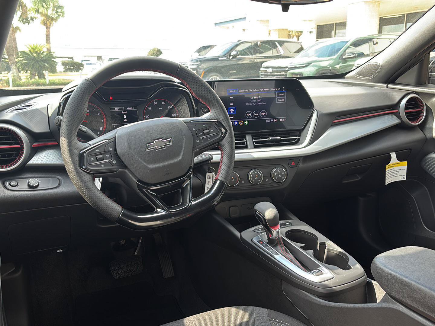 New 2026 Chevrolet Trax RS w/ Sunroof Package FWD image 25