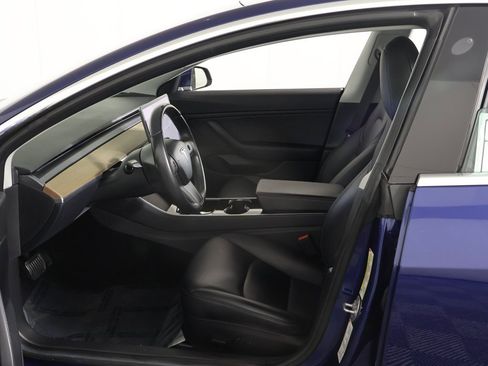 Used 2018 Tesla Model 3 Long Range image 25