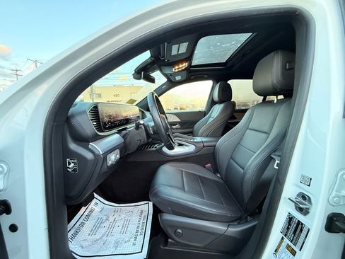 Used 2024 Mercedes-Benz GLE 450e 4MATIC image 24