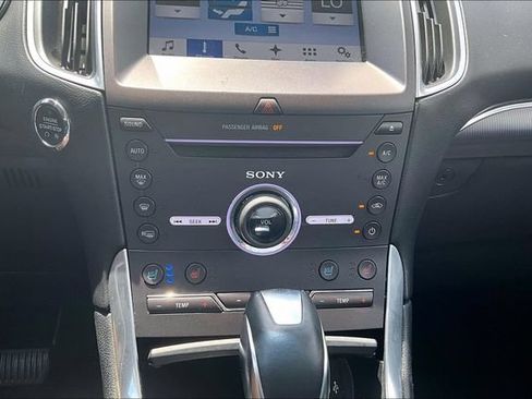 Used 2016 Ford Edge Titanium w/ Canadian Touring Package AWD/4WD image 15
