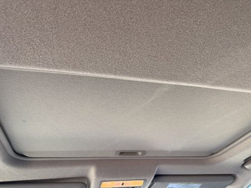 Used 2013 Toyota Highlander Limited image 24