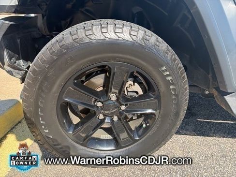 Used 2020 Jeep Wrangler Unlimited Sport image 2