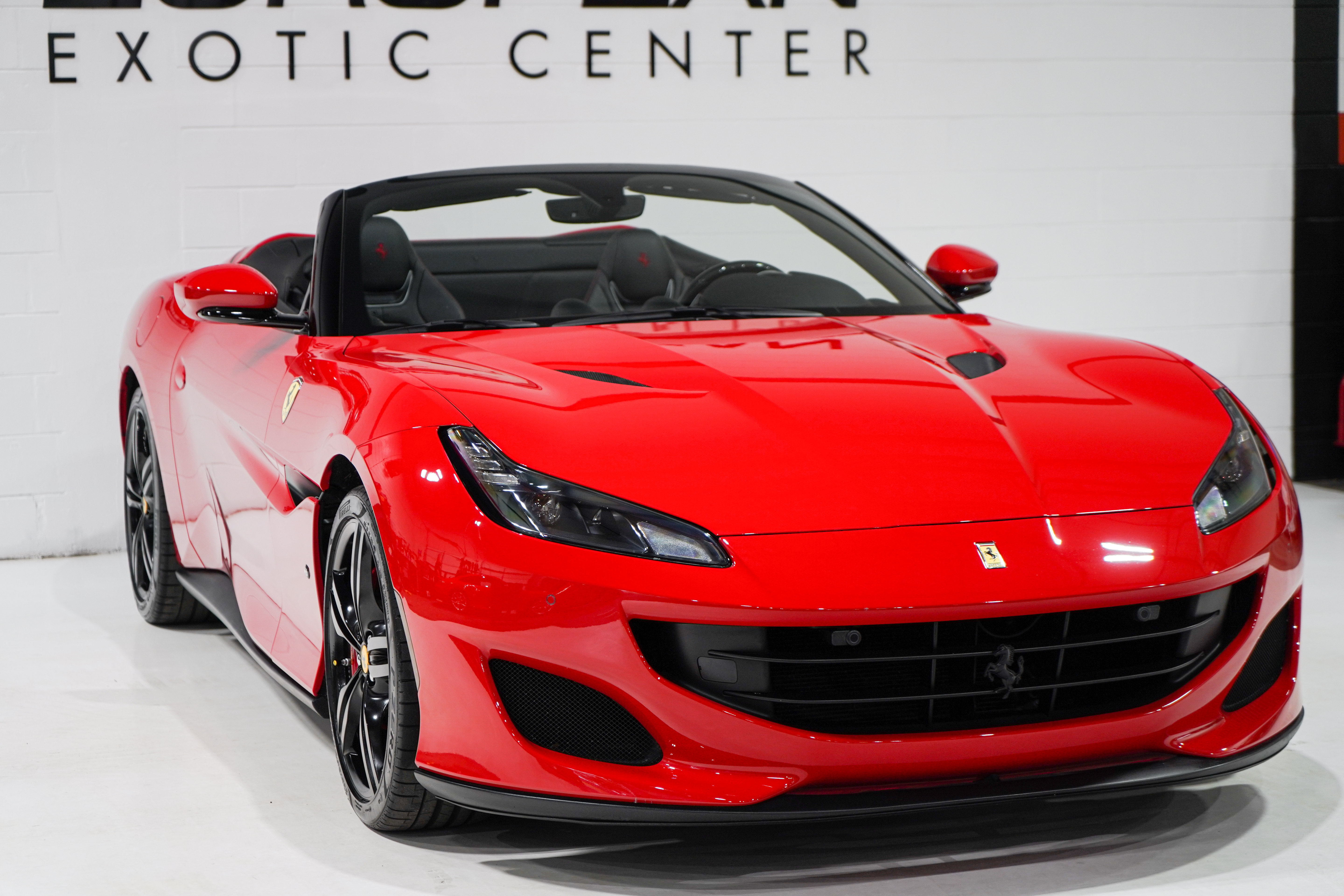 Used 2019 Ferrari Portofino RWD image 30