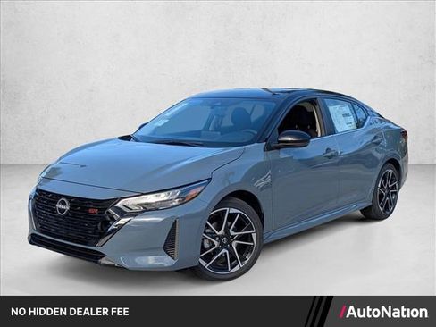 Certified 2025 Nissan Sentra SR FWD image 1