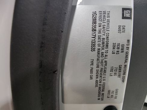 Used 2007 Pontiac Solstice Convertible w/ Premium Package image 25