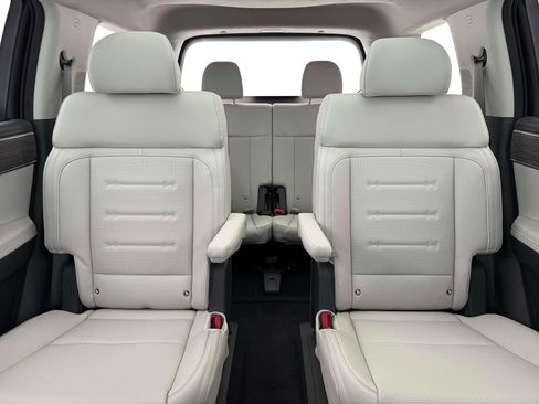 New 2026 Hyundai Santa Fe Calligraphy FWD image 35