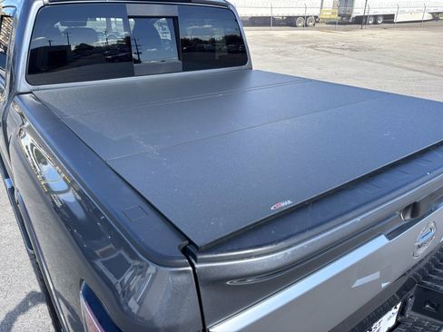 Used 2021 Nissan Titan Platinum Reserve image 26