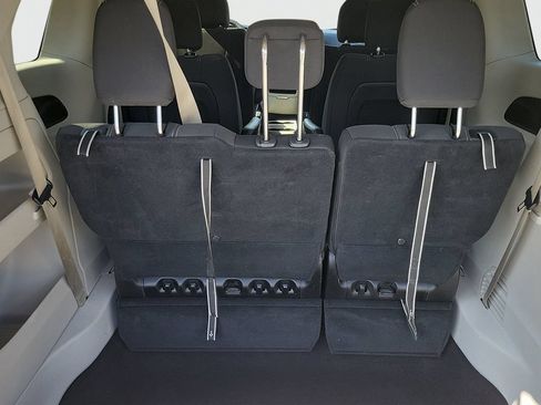 Used 2023 Chrysler Voyager LX FWD image 31